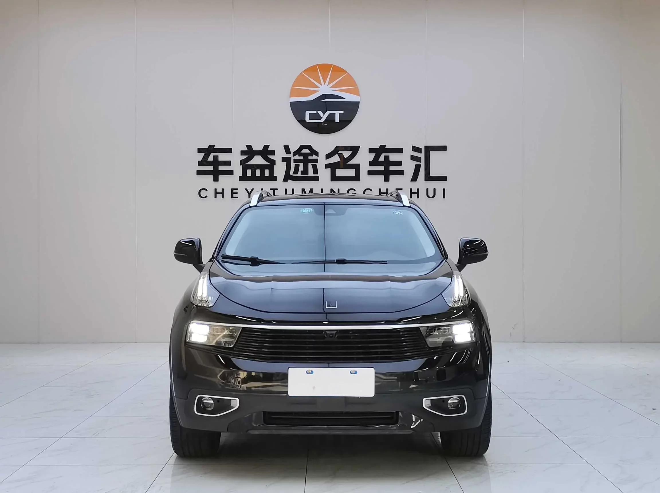 Lynk & Co 01