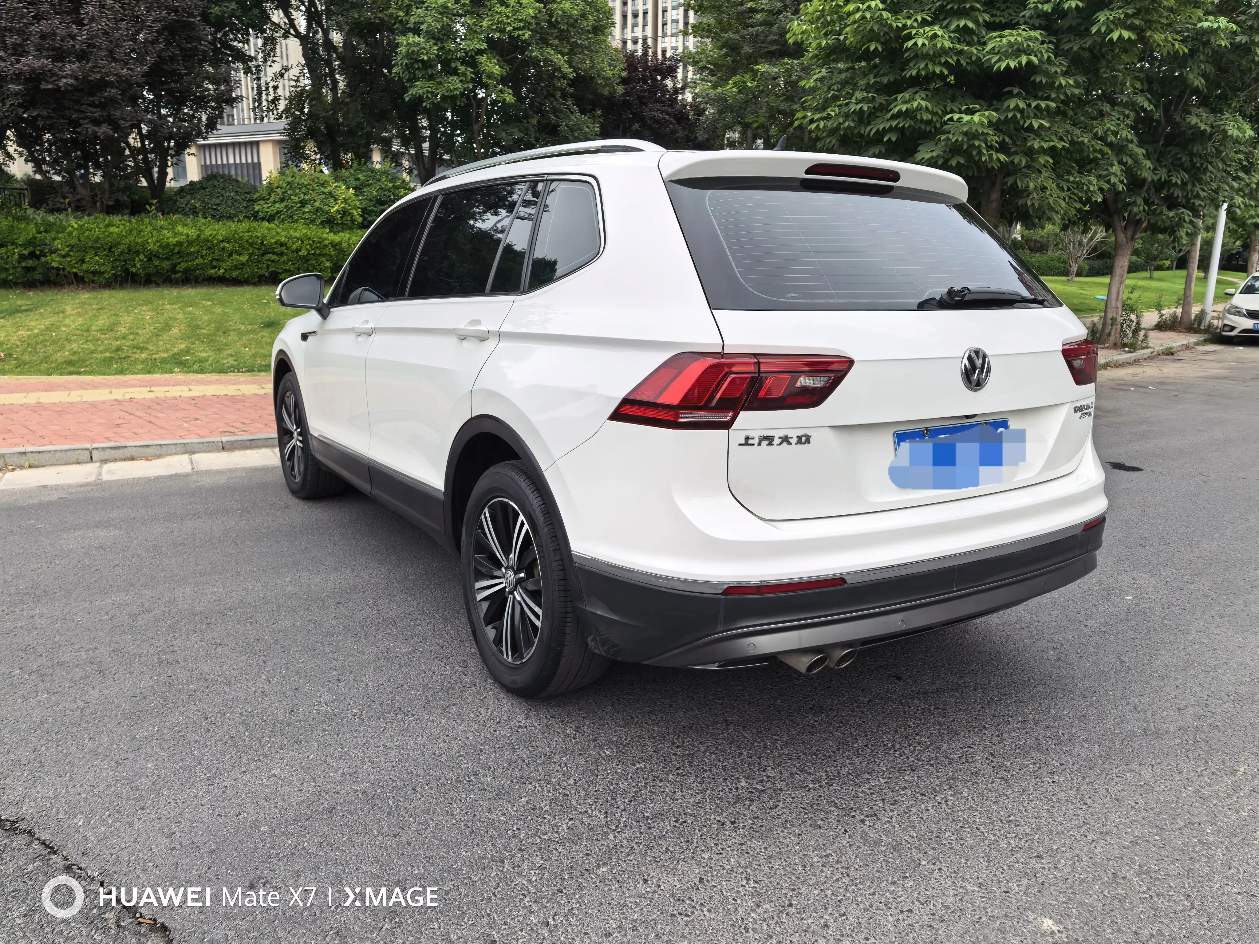 Volkswagen Tiguan L