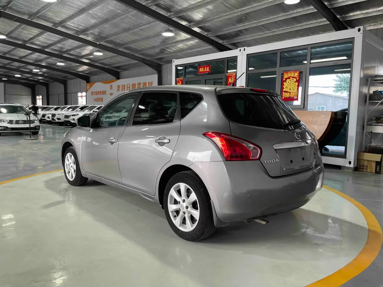Nissan Tiida
