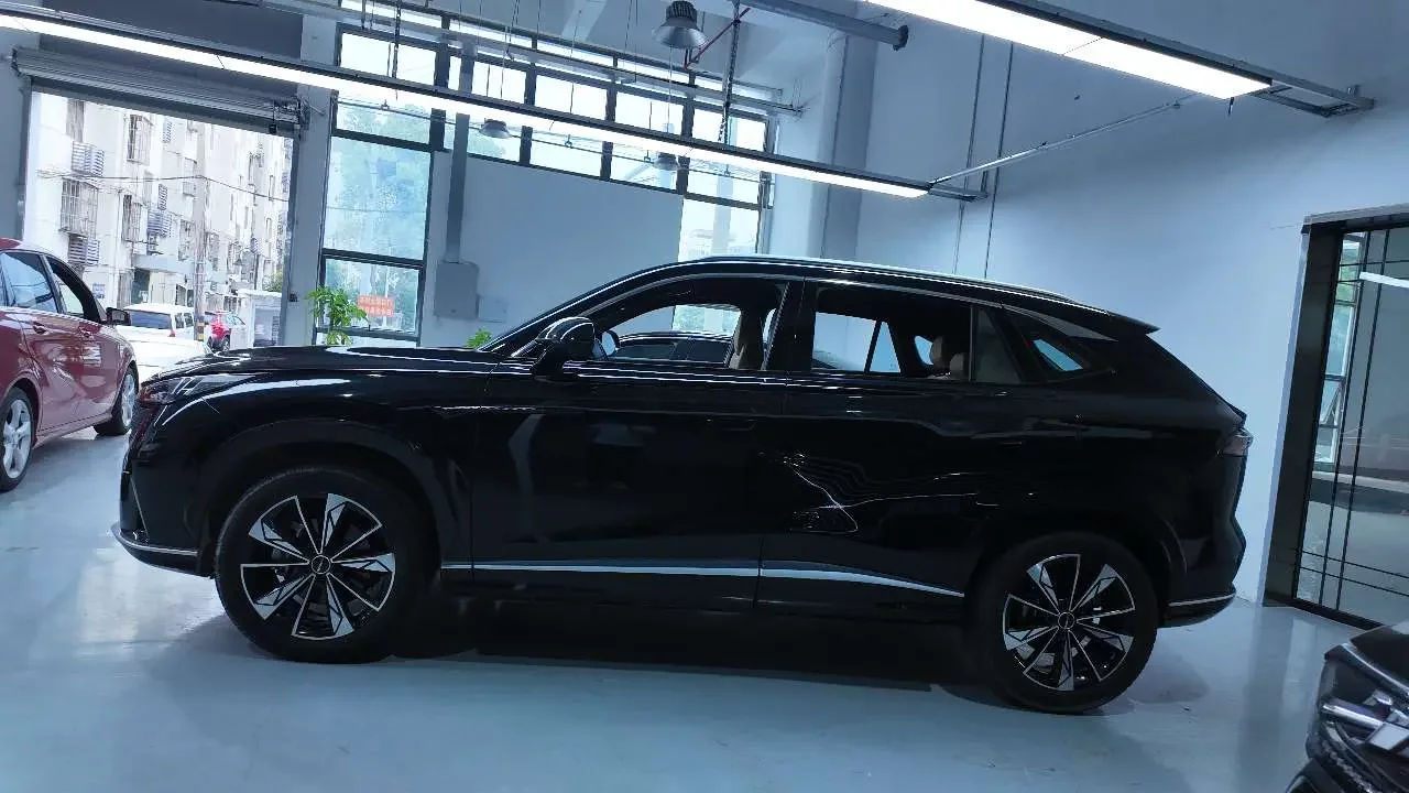 Roewe RX5
