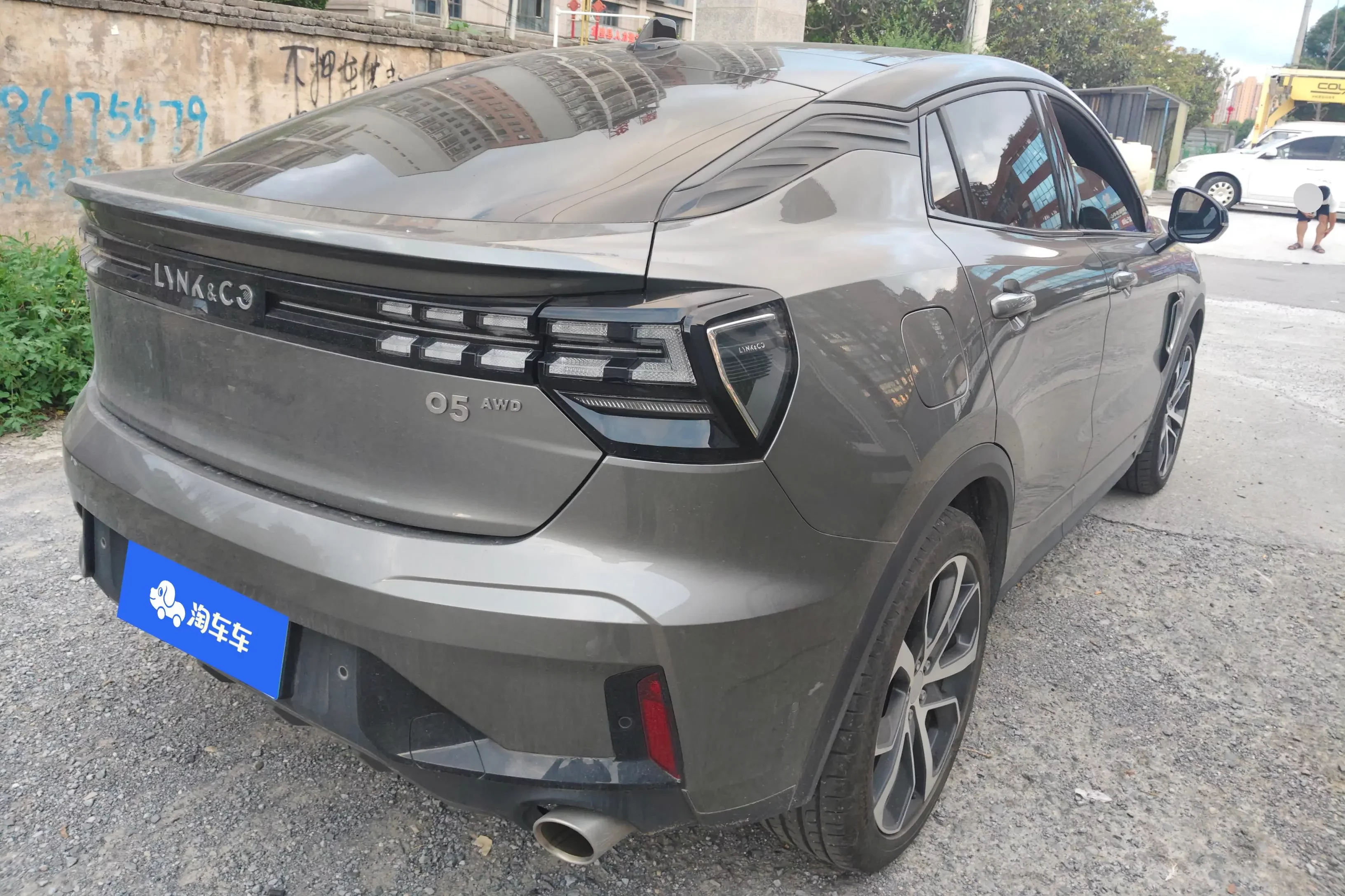 Lynk & Co 05