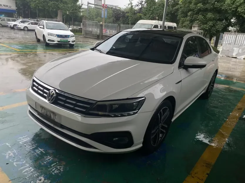 Volkswagen Lamando