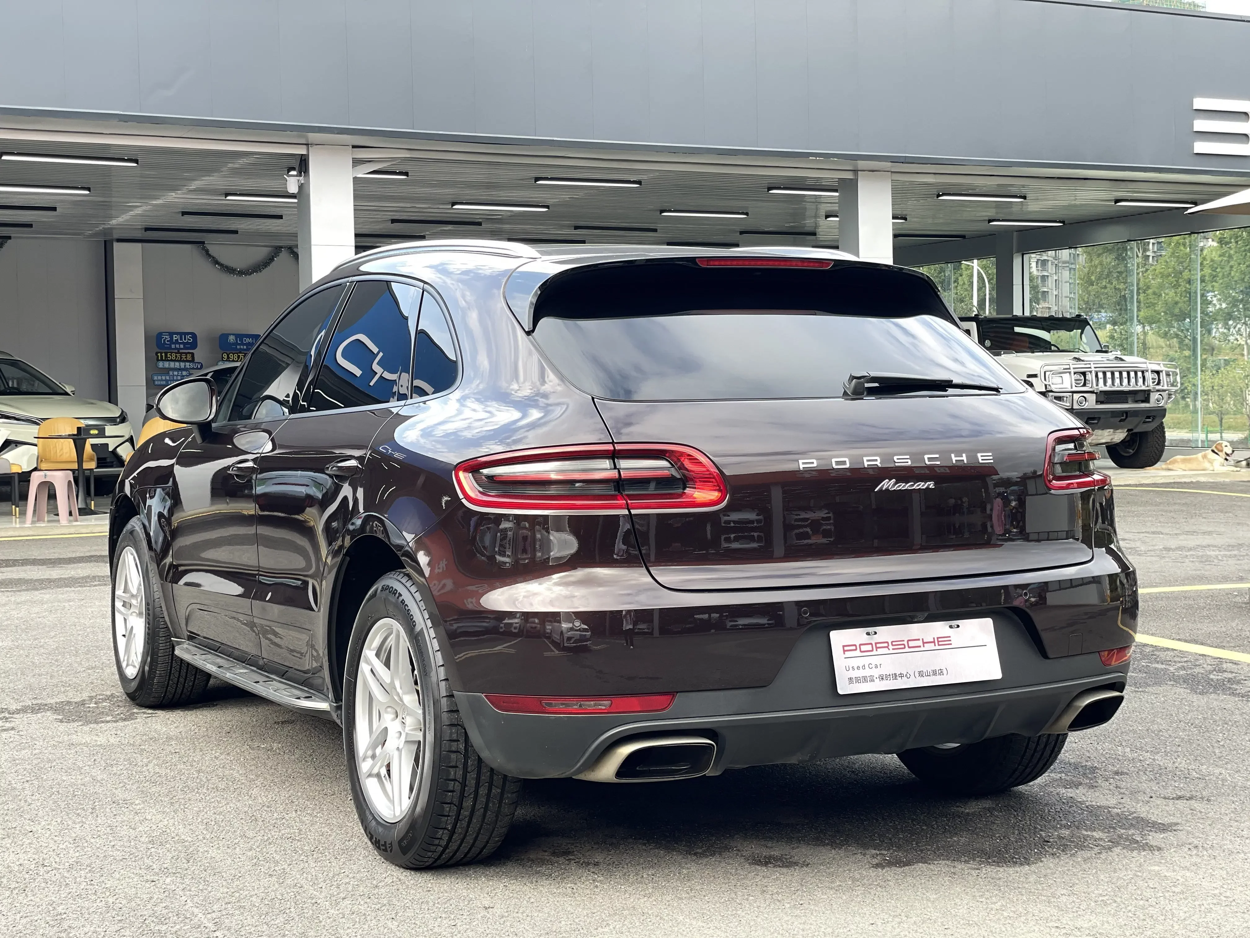 Porsche Macan