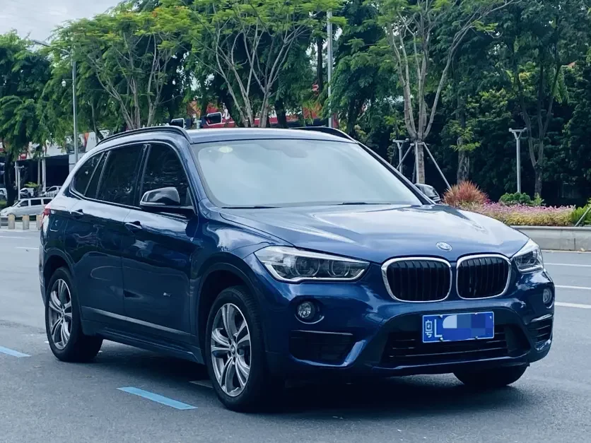 BMW X1  из Китая