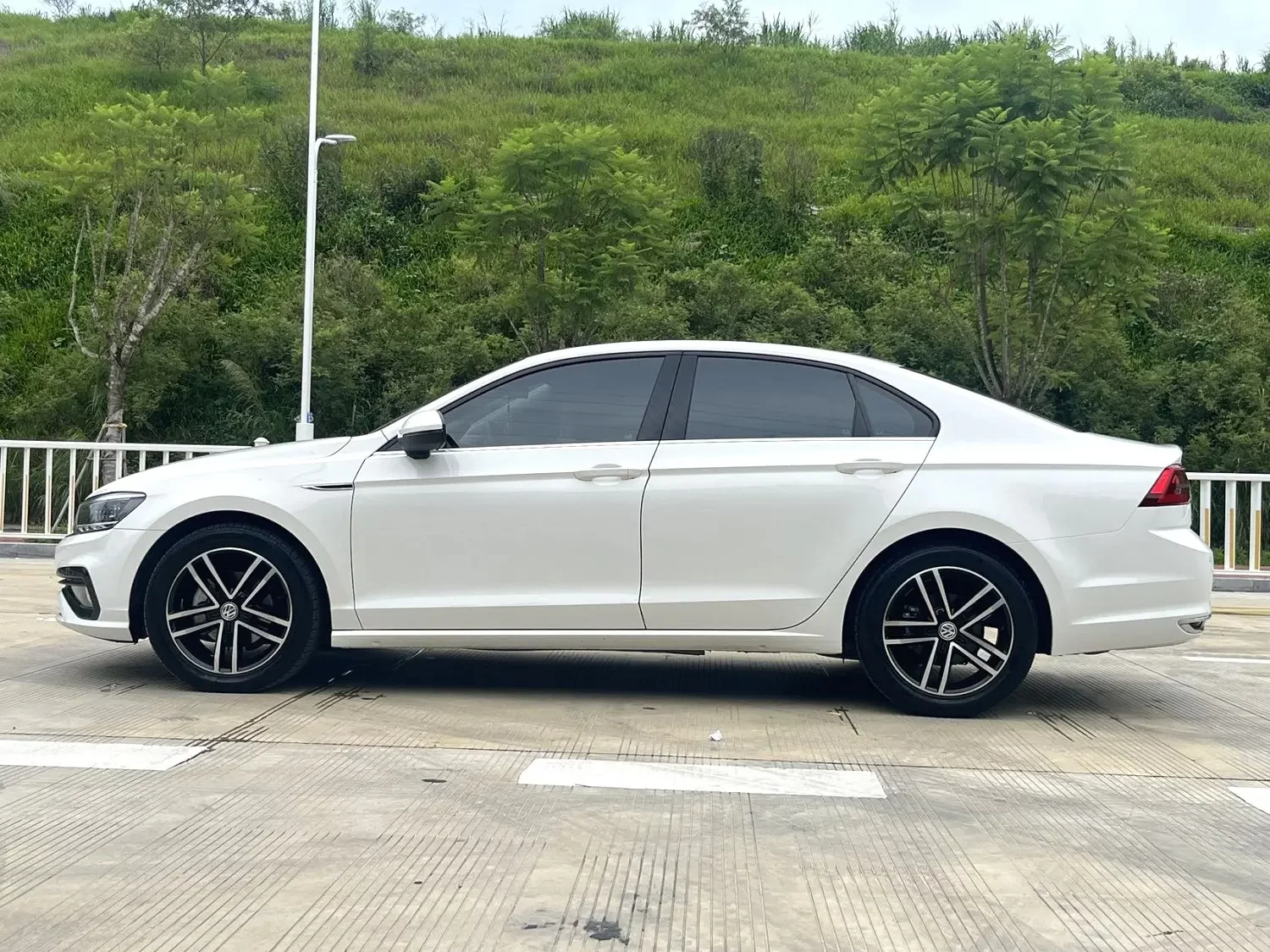 Volkswagen Lamando