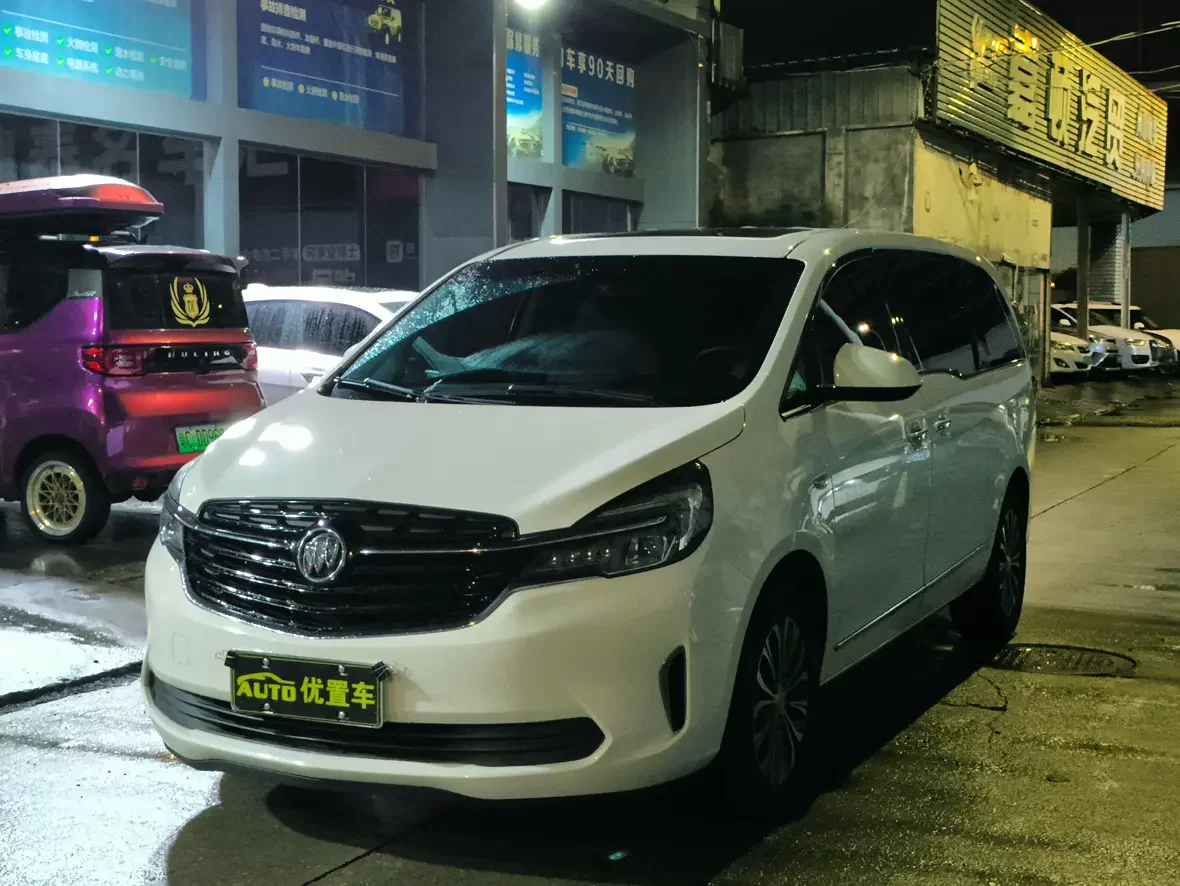 Buick GL8