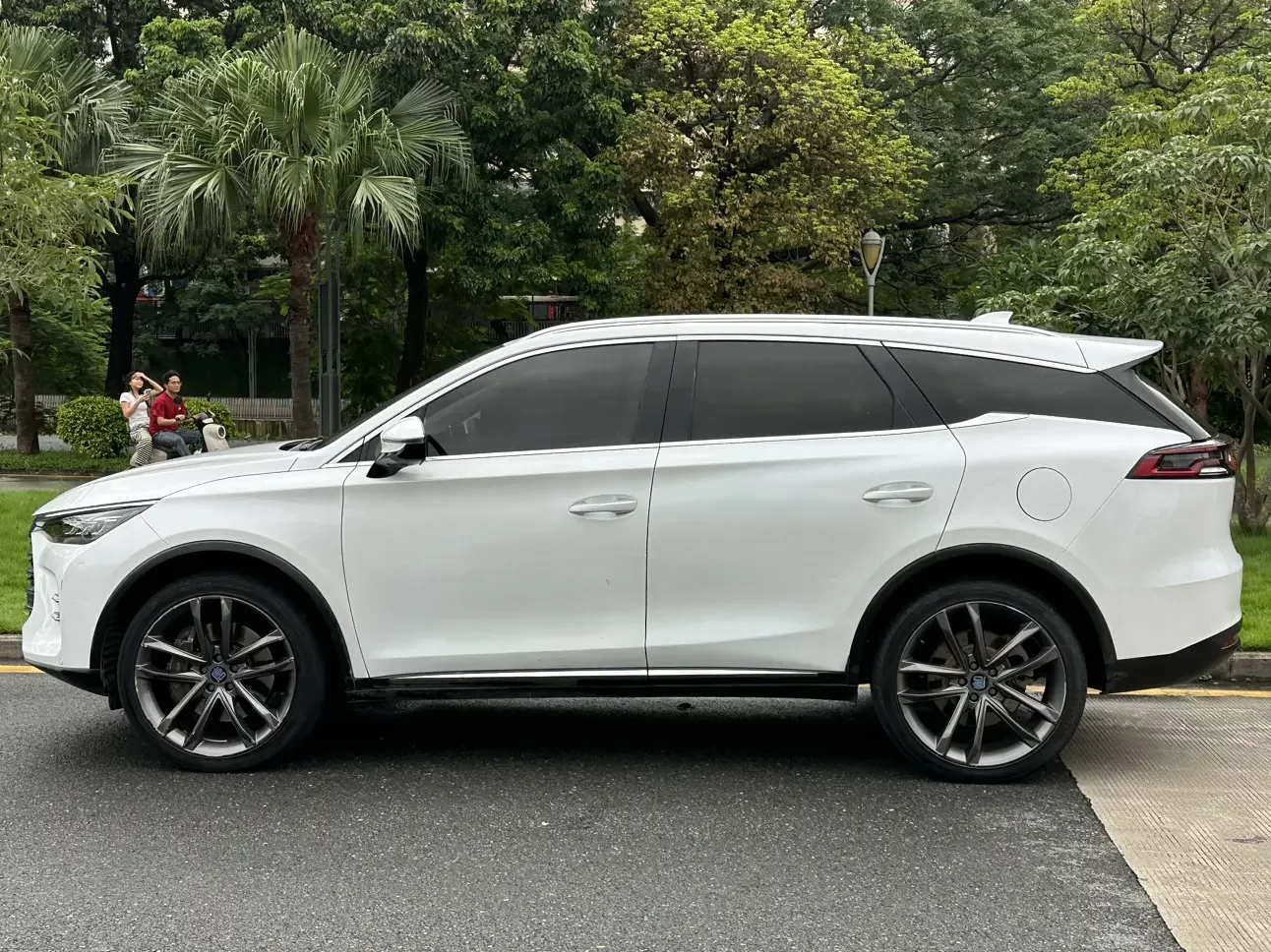 BYD Tang DM