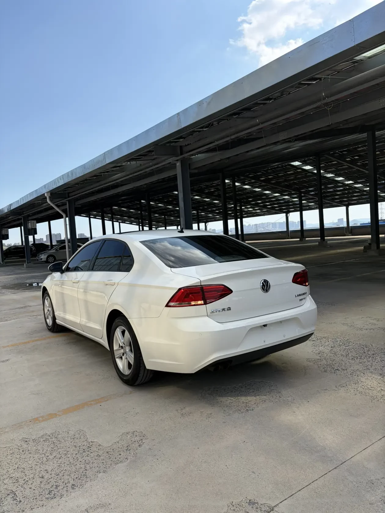 Volkswagen Lamando