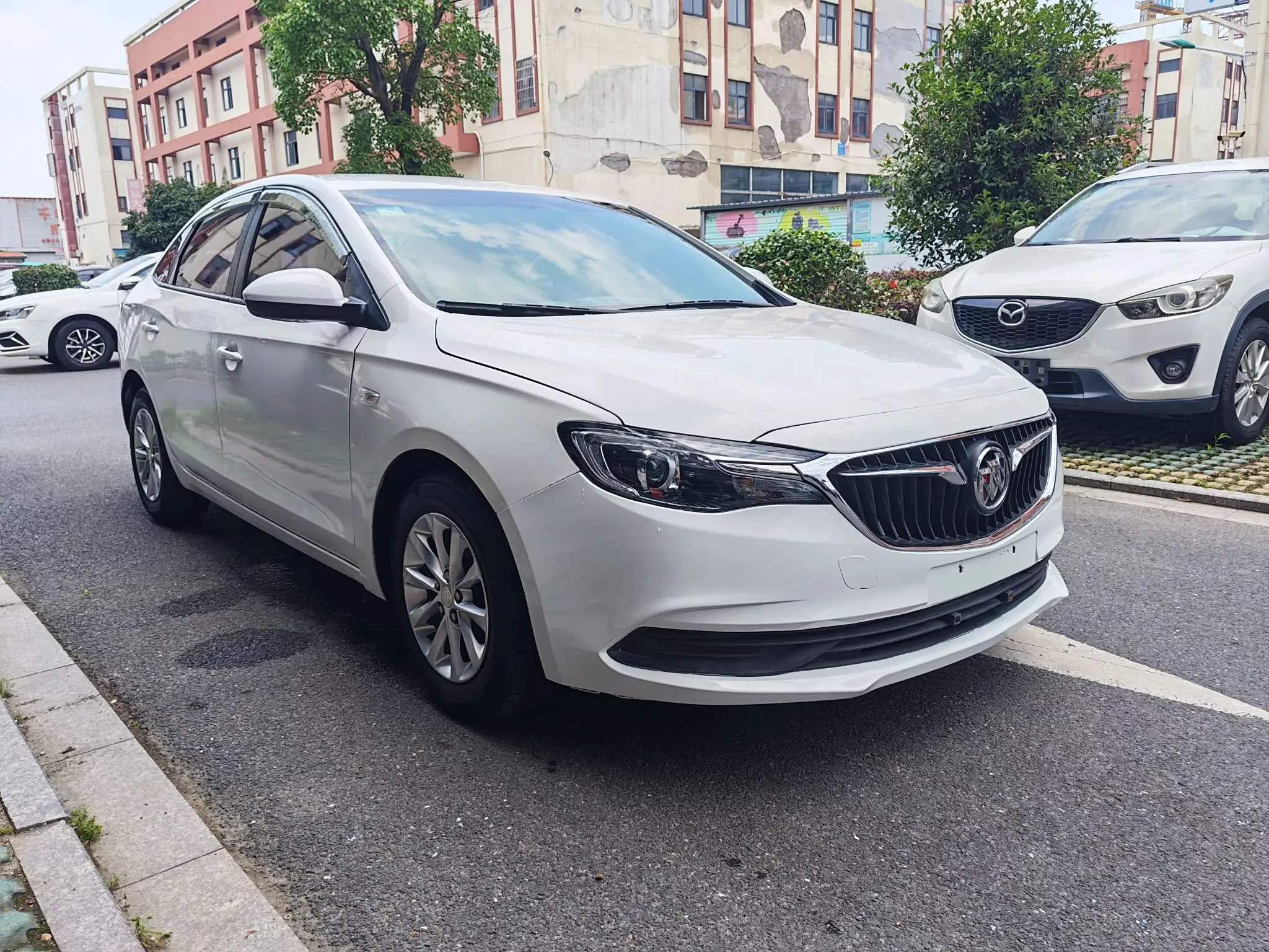 Buick Yinglang