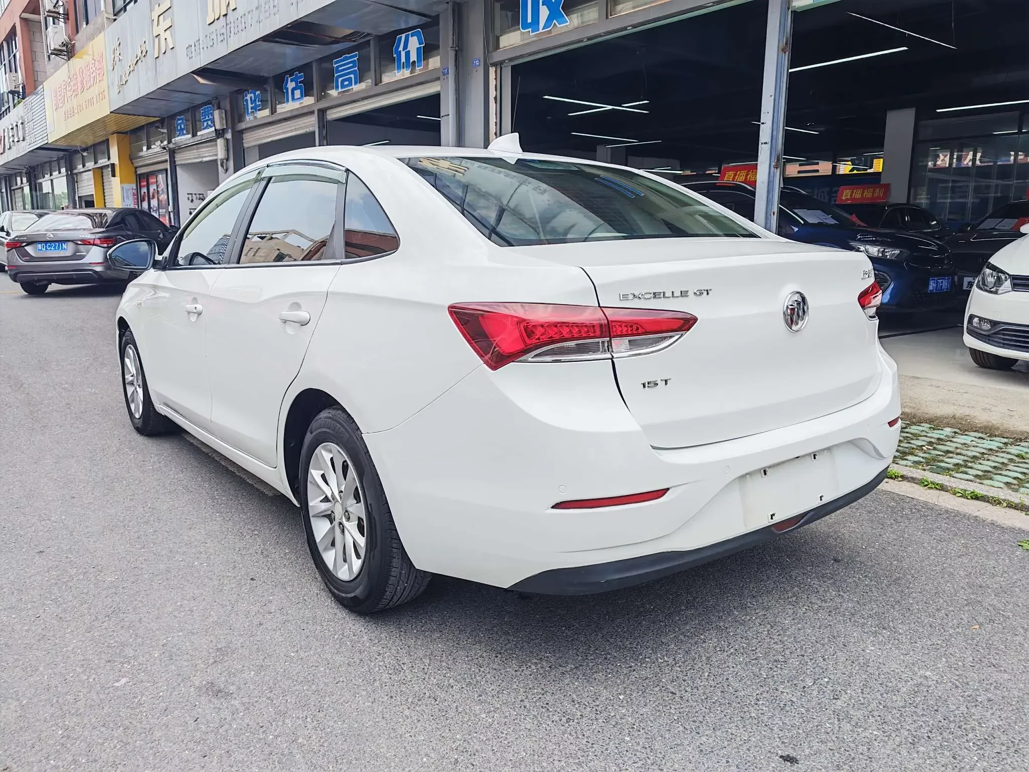 Buick Yinglang