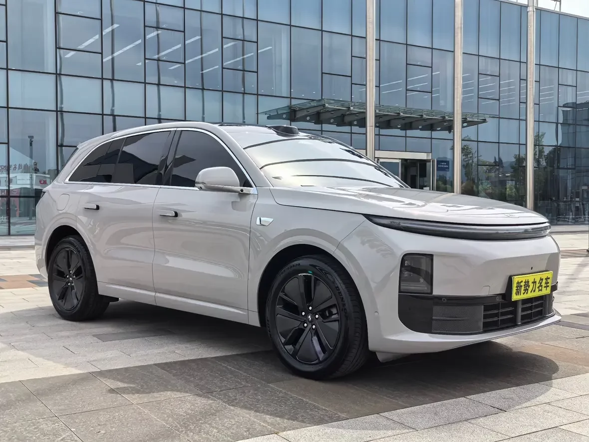 Lixiang L6