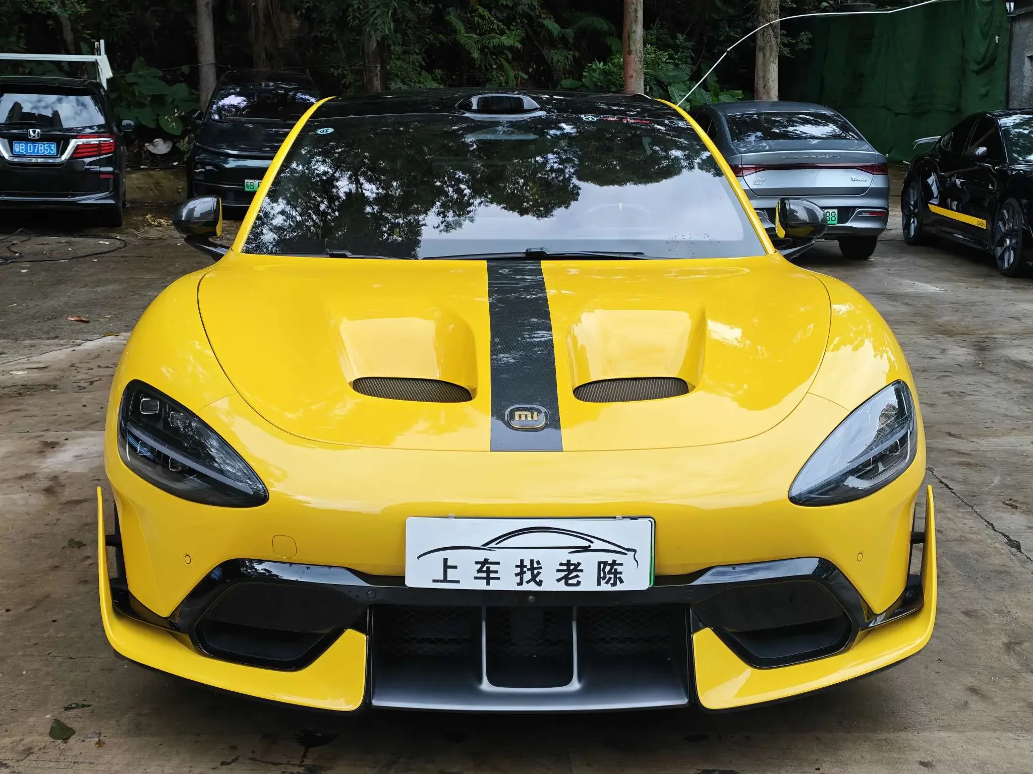 Xiaomi car Xiaomi SU7 Ultra  из Китая