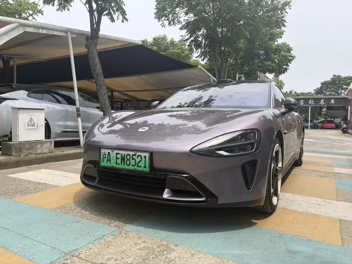 Xiaomi car Xiaomi SU7  из Китая