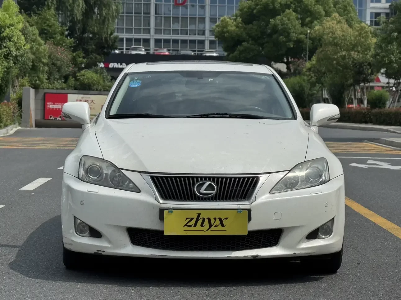 Lexus IS