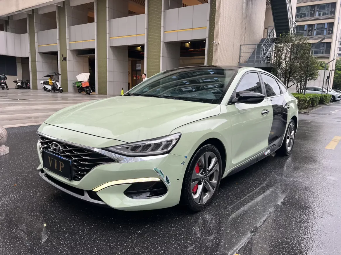 Hyundai Lafesta
