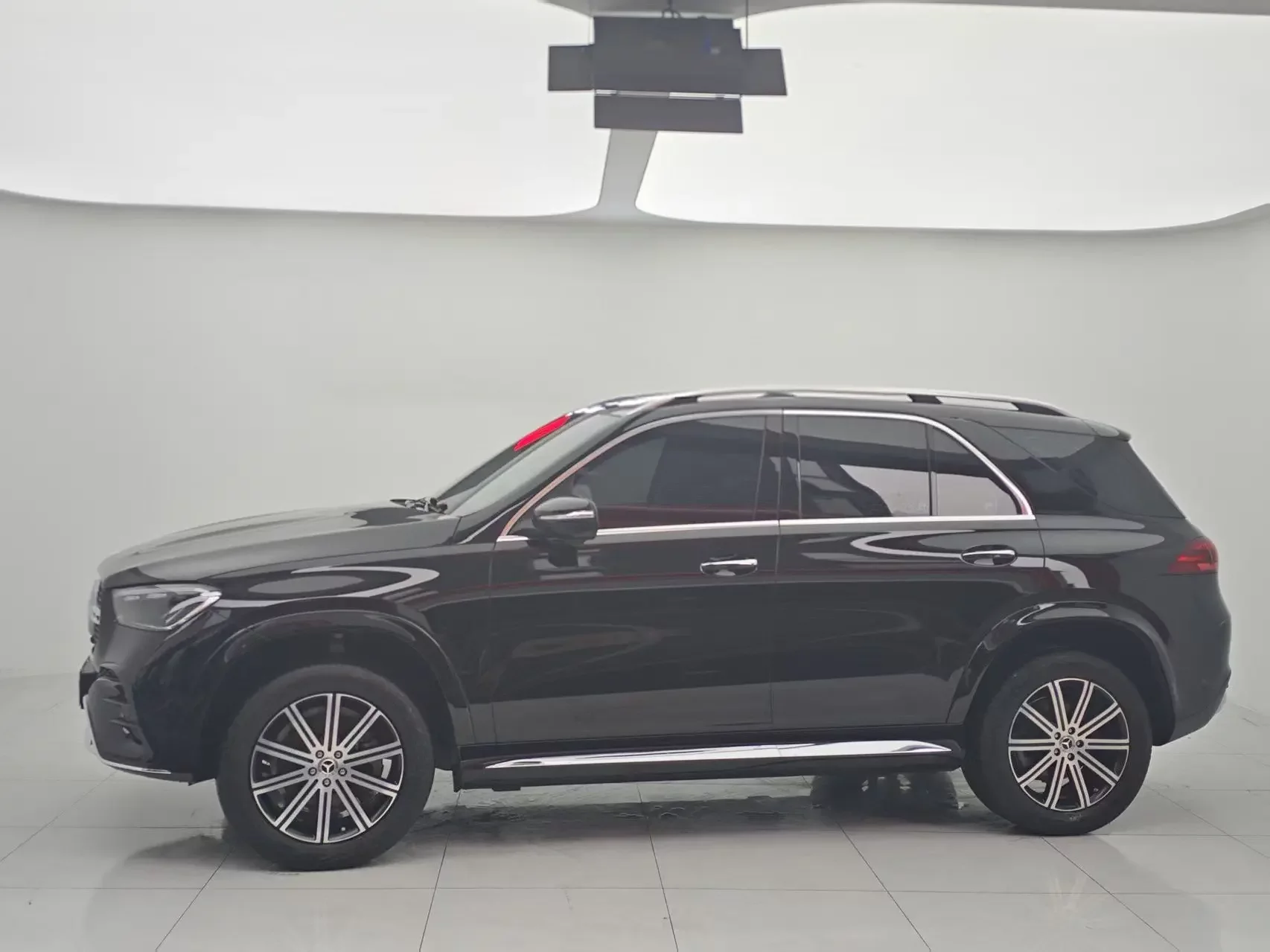 Mercedes-Benz GLE (Imported)