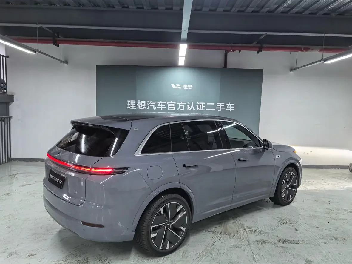 Lixiang L7