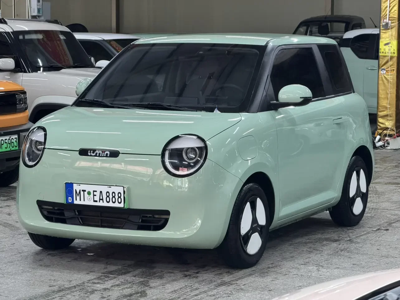 Changan Lumin  из Китая