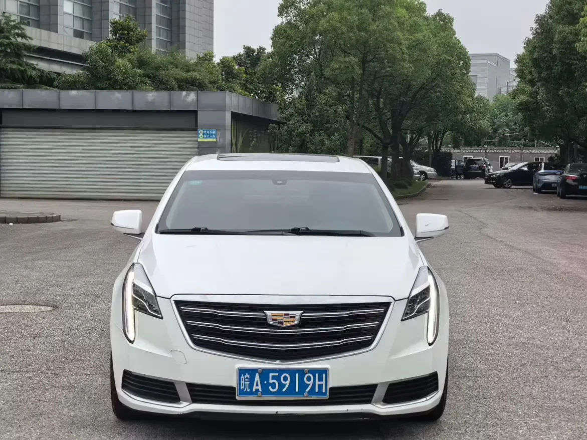 Cadillac XTS