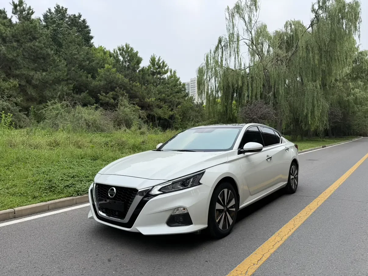 Nissan Altima (Teana)  из Китая