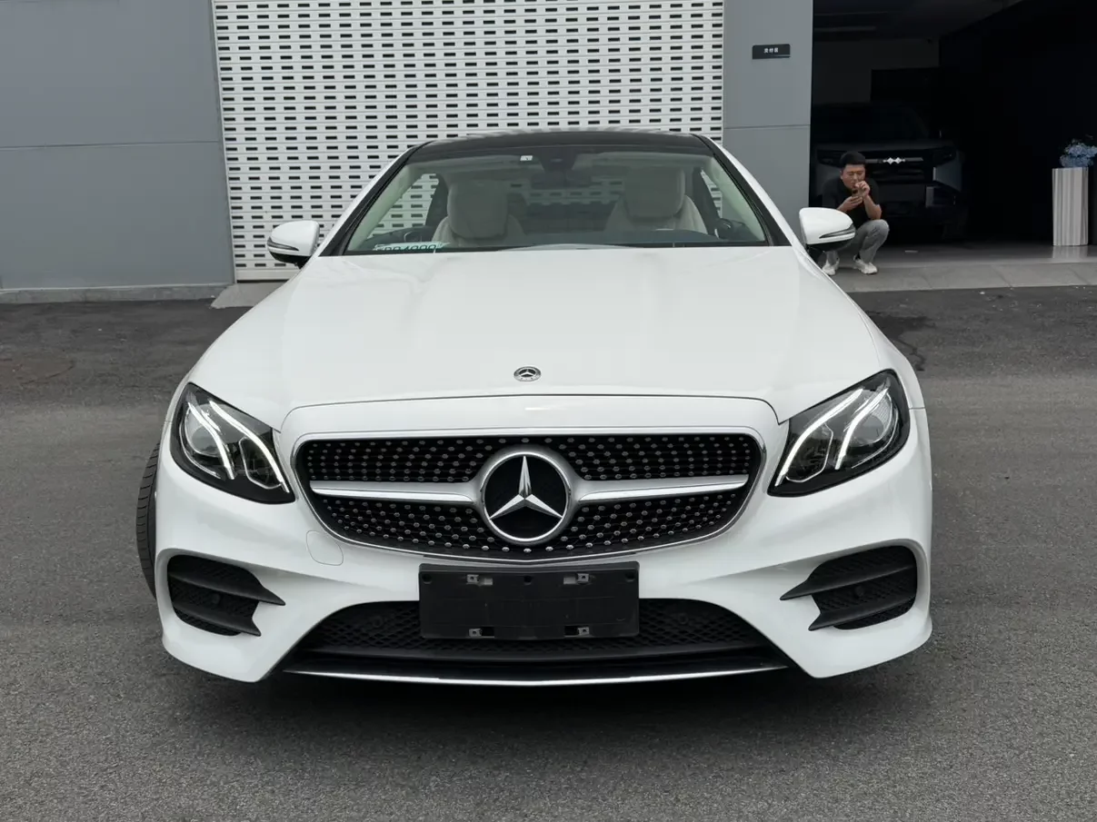 Mercedes-Benz E-Class  из Китая