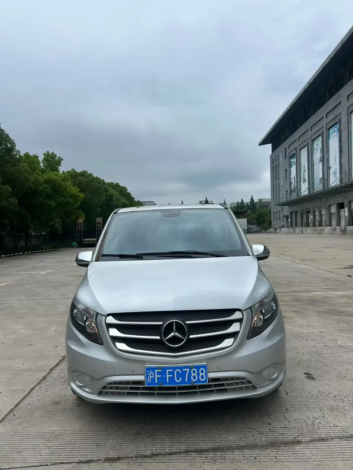 Mercedes-Benz Vito  из Китая