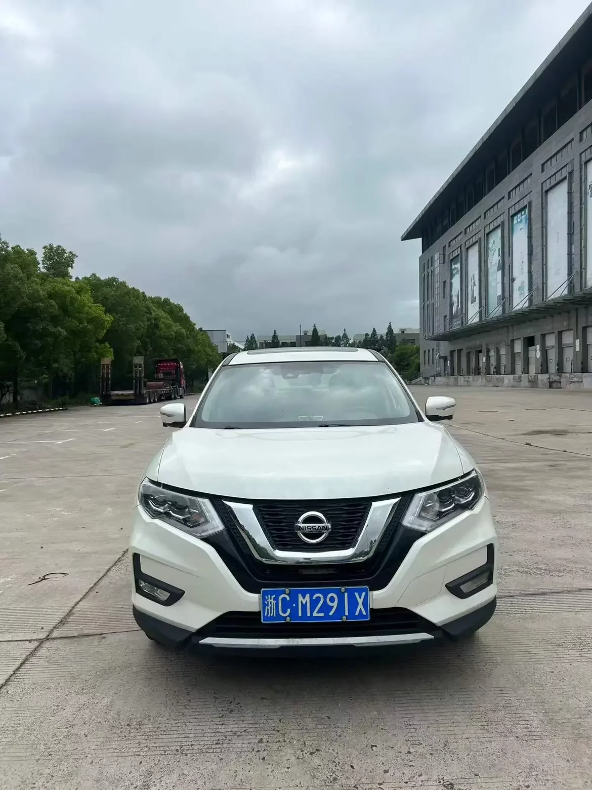 Nissan X-Trail (Qijun)  из Китая