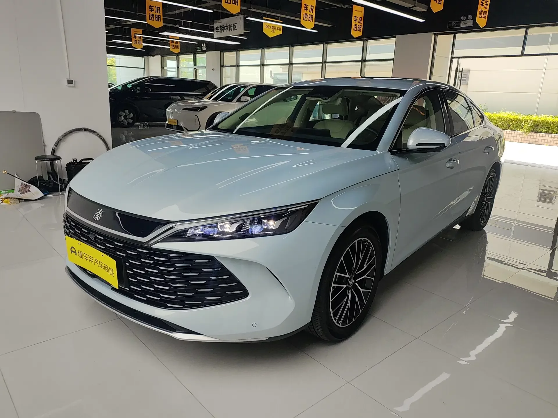 BYD Qin L DM