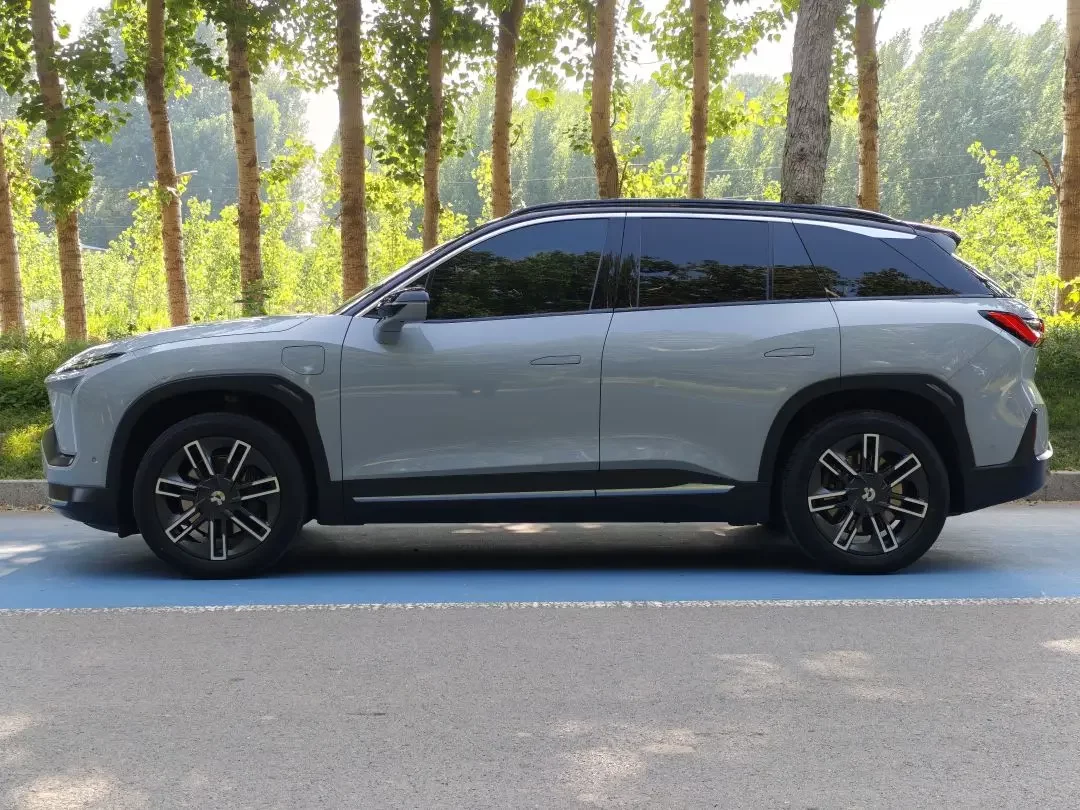 NIO ES6