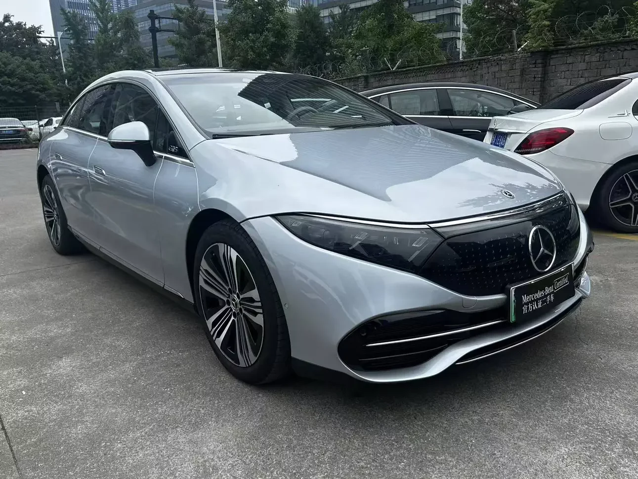 Mercedes-Benz EQS