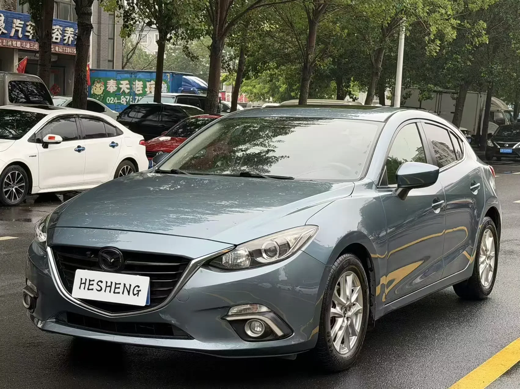 Mazda Axela