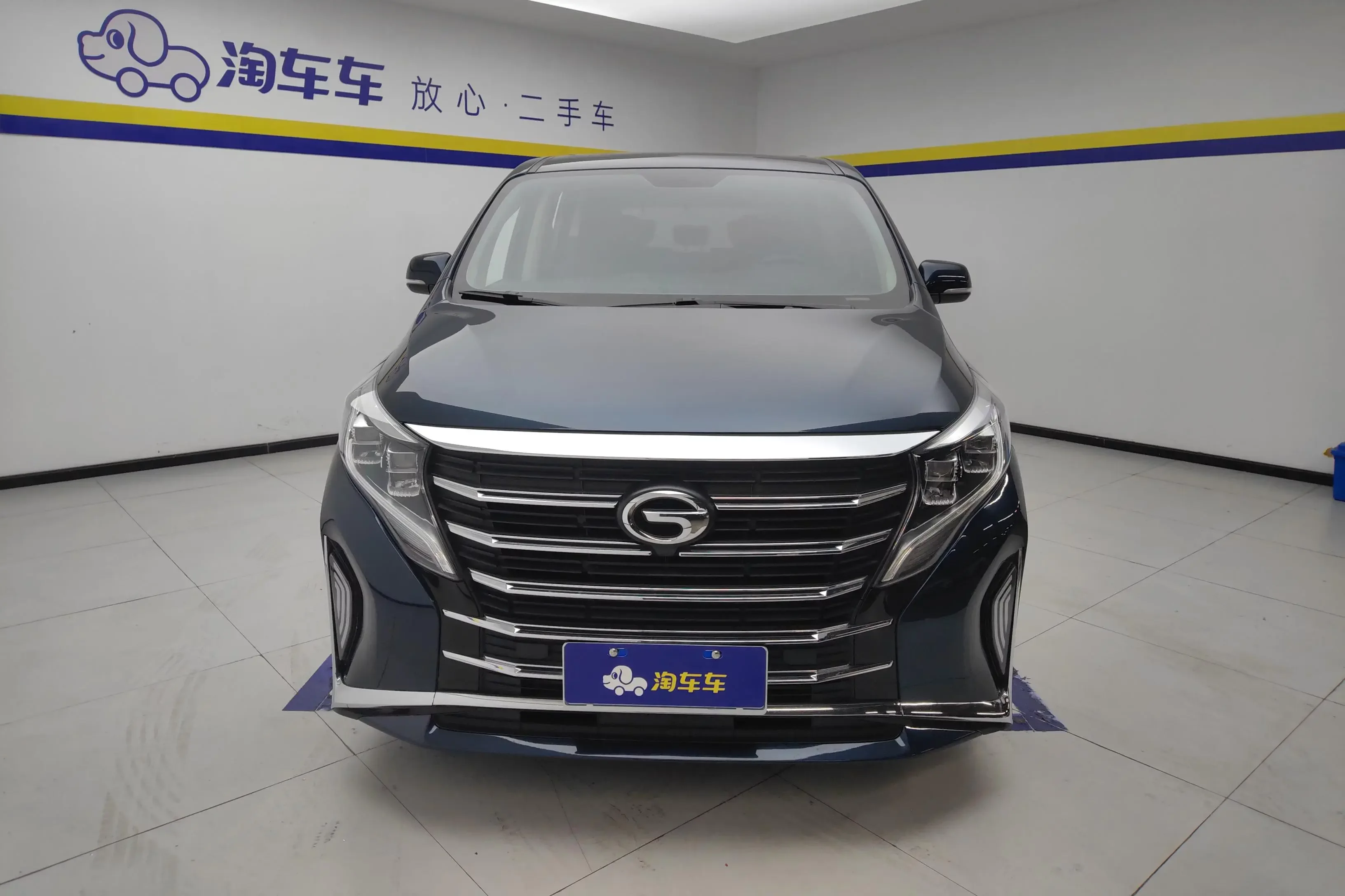 GAC Trumpchi M8  из Китая