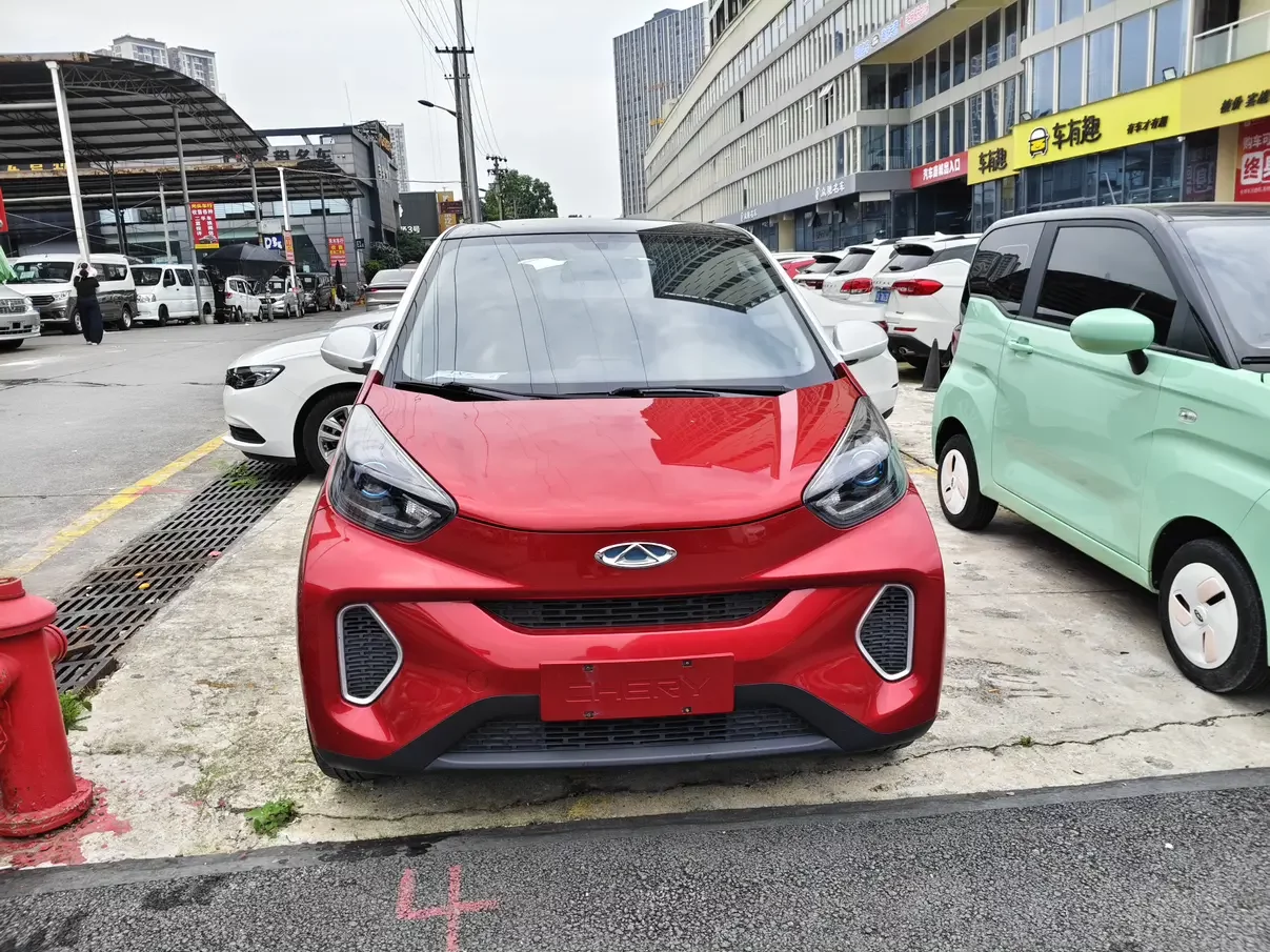 Chery QQ eQ1 (little ant)  из Китая