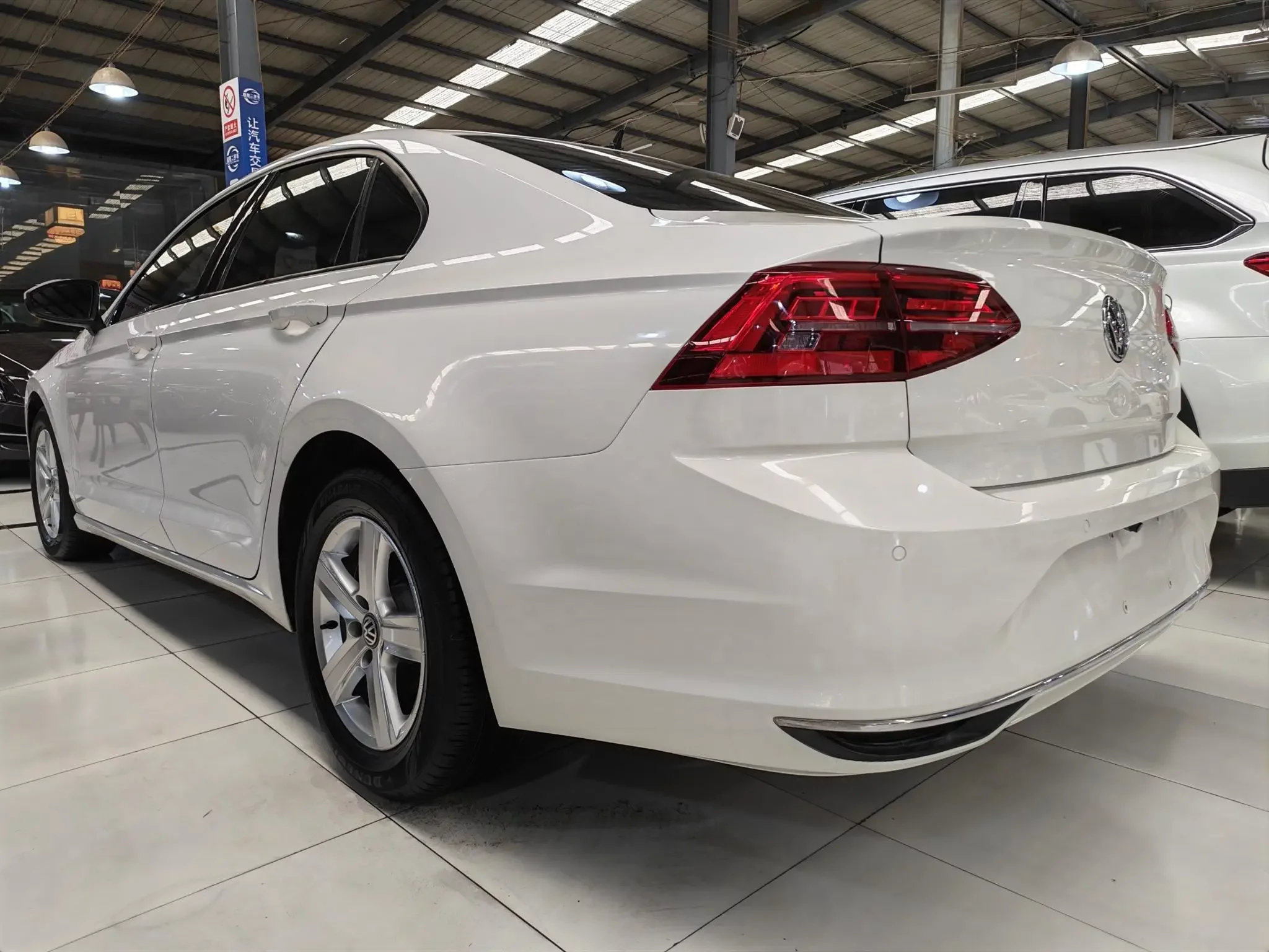 Volkswagen Lamando