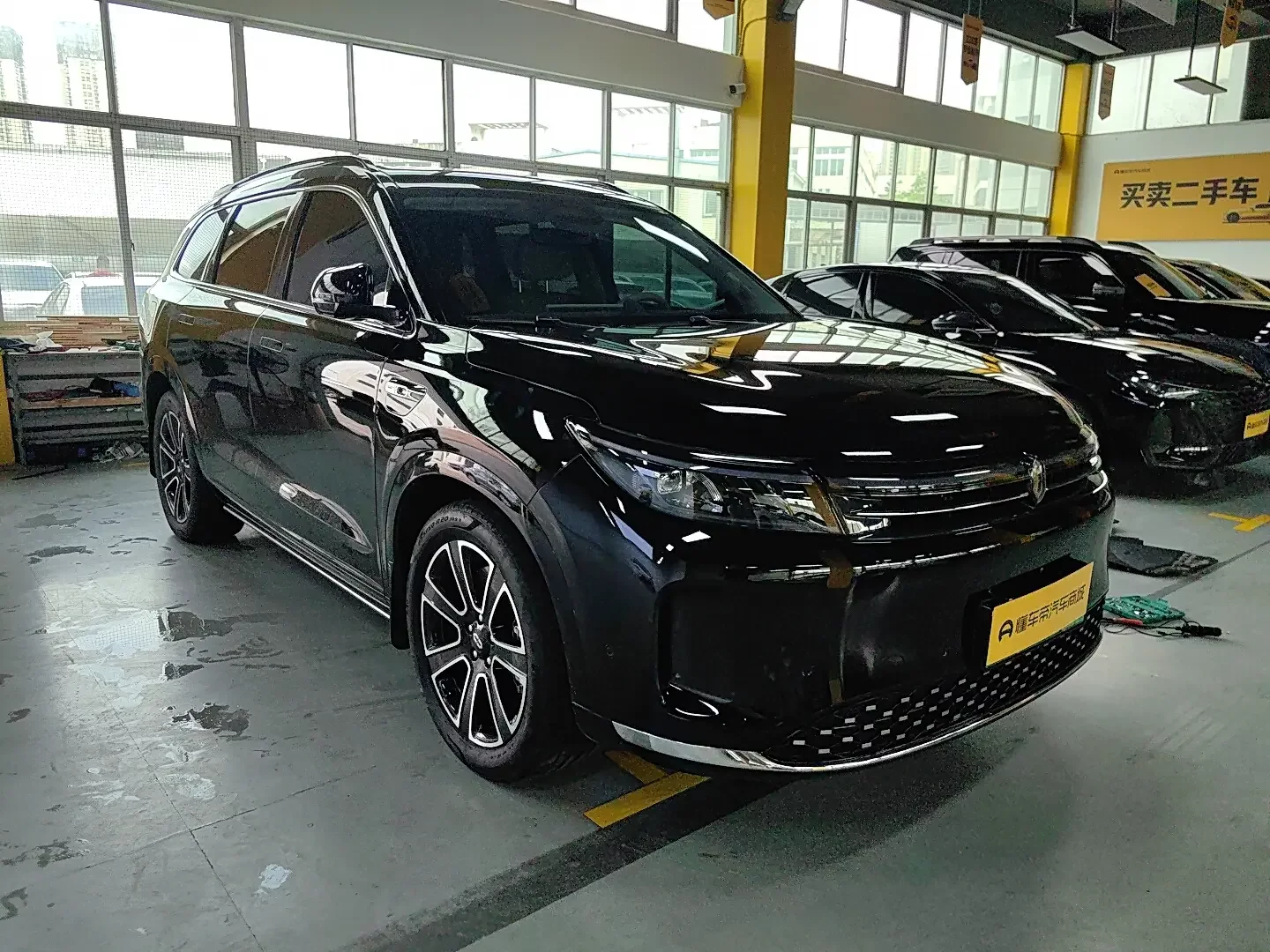 AITO M7
