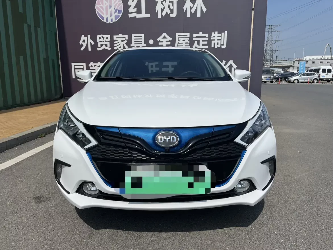 BYD QinEV