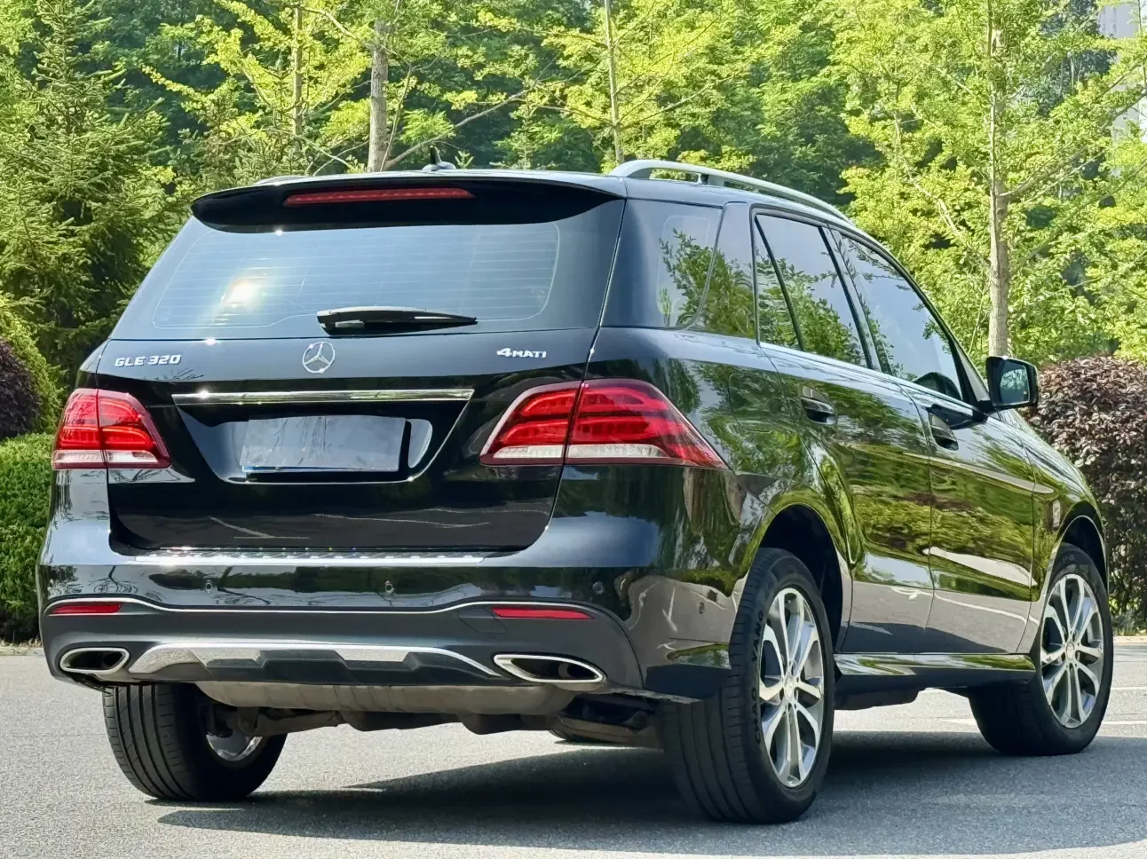 Mercedes-Benz GLE (Imported)