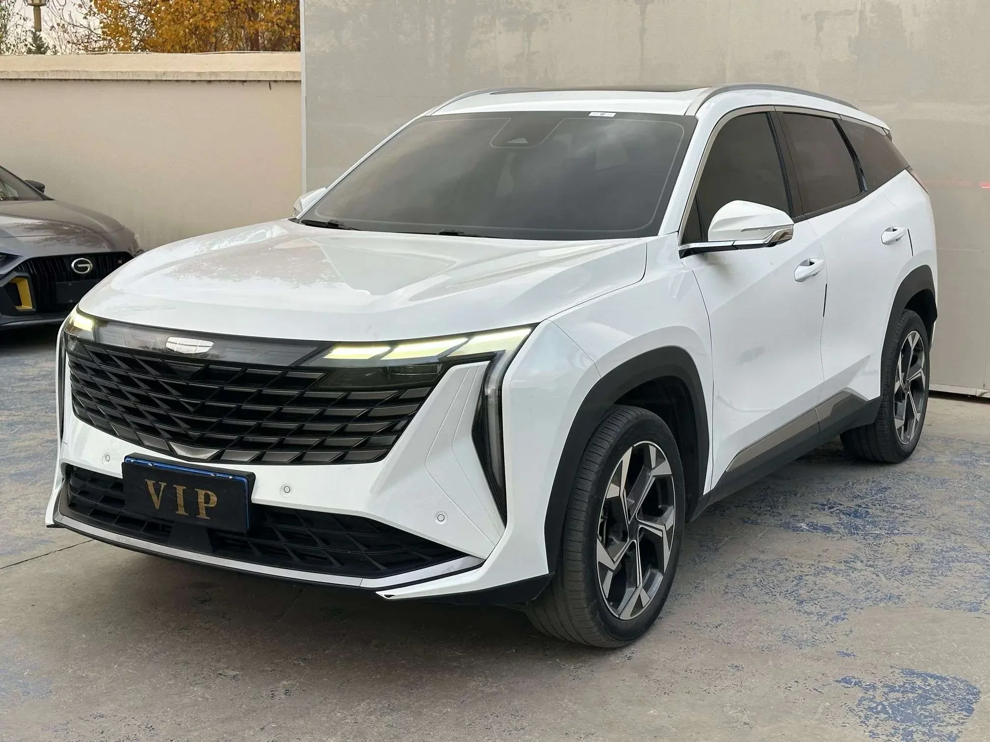 Geely Atlas L
