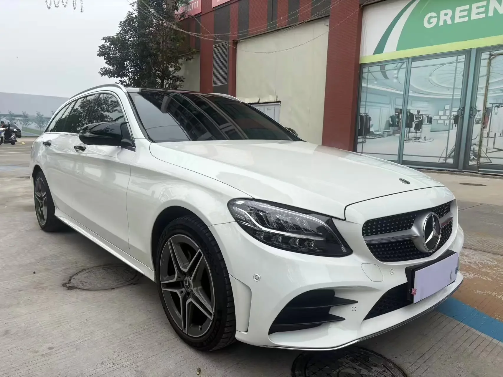 Mercedes-Benz C-Class