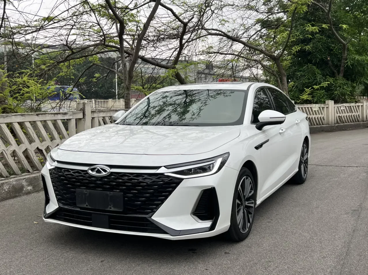 Chery Arrizo 8