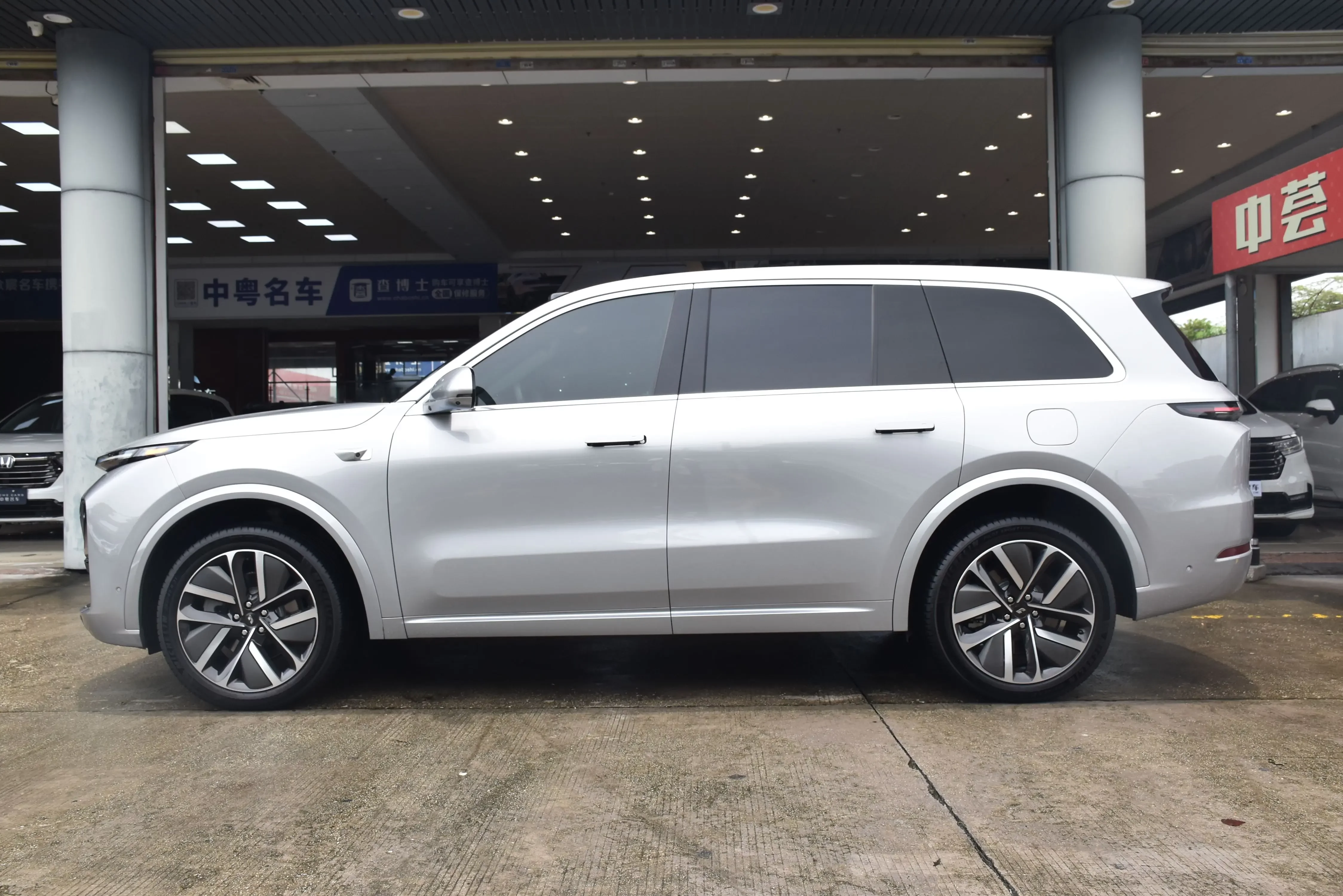 Lixiang L9