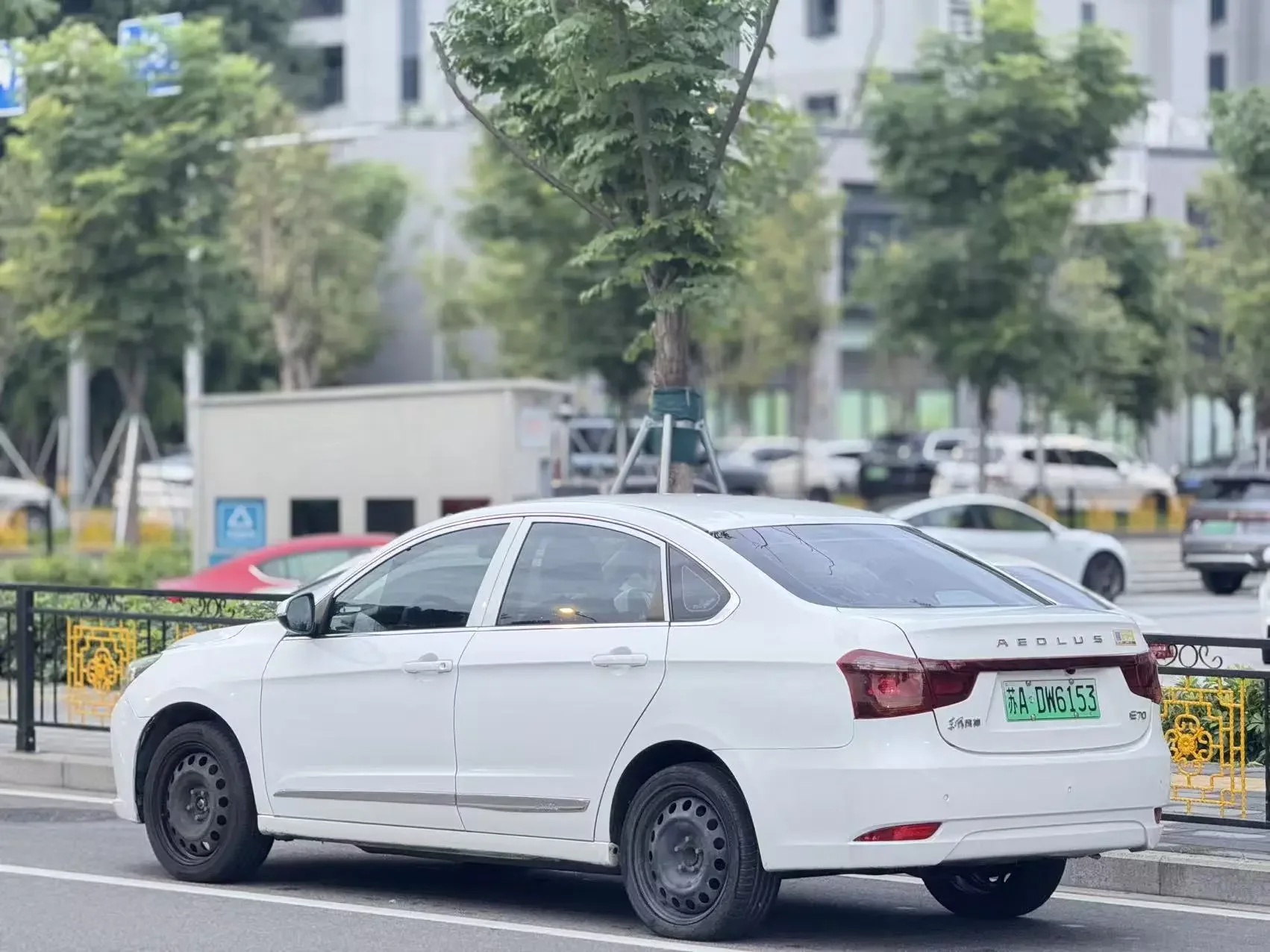 Dongfeng Fengshen E70