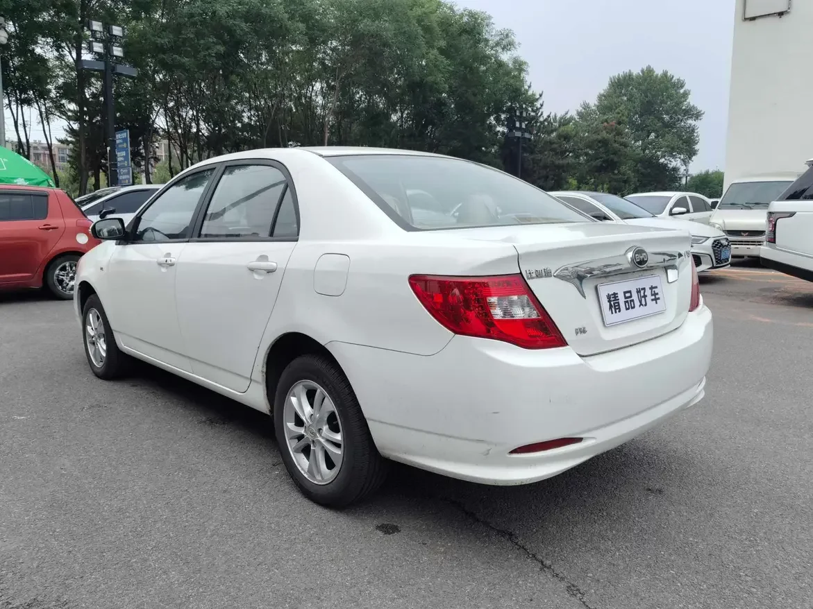 BYD F3