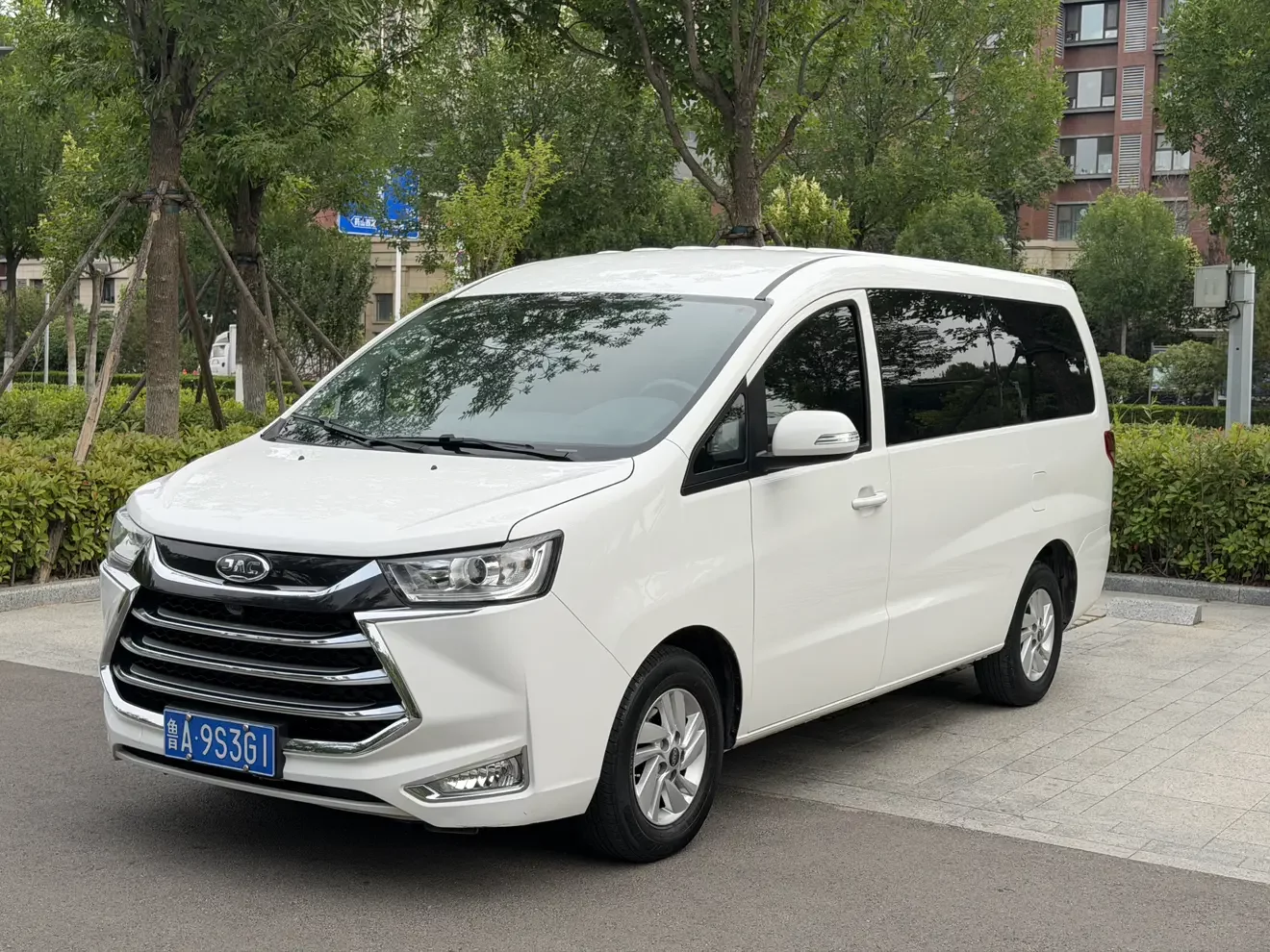 JAC Ruifeng M4
