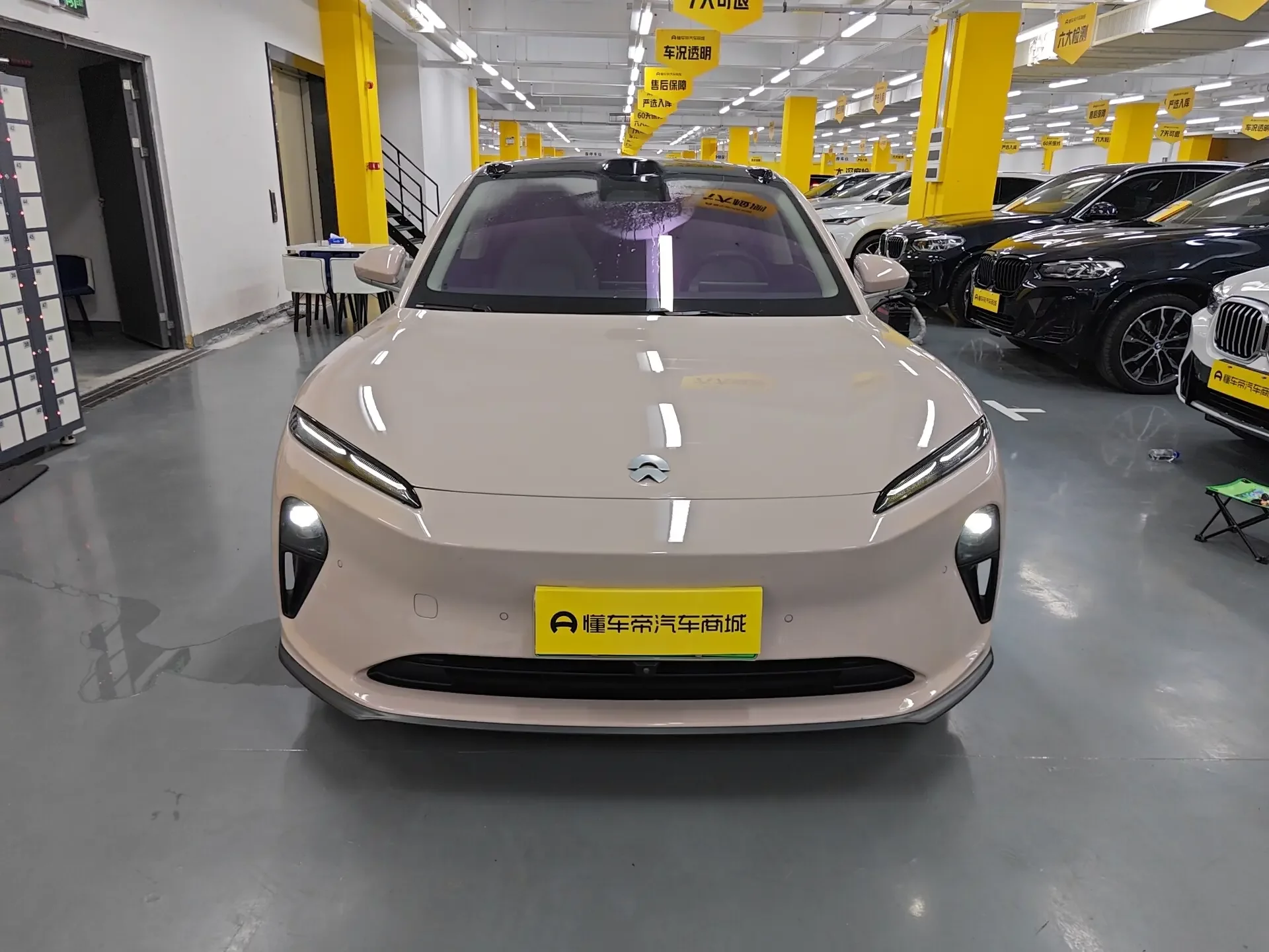 NIO ET5  из Китая