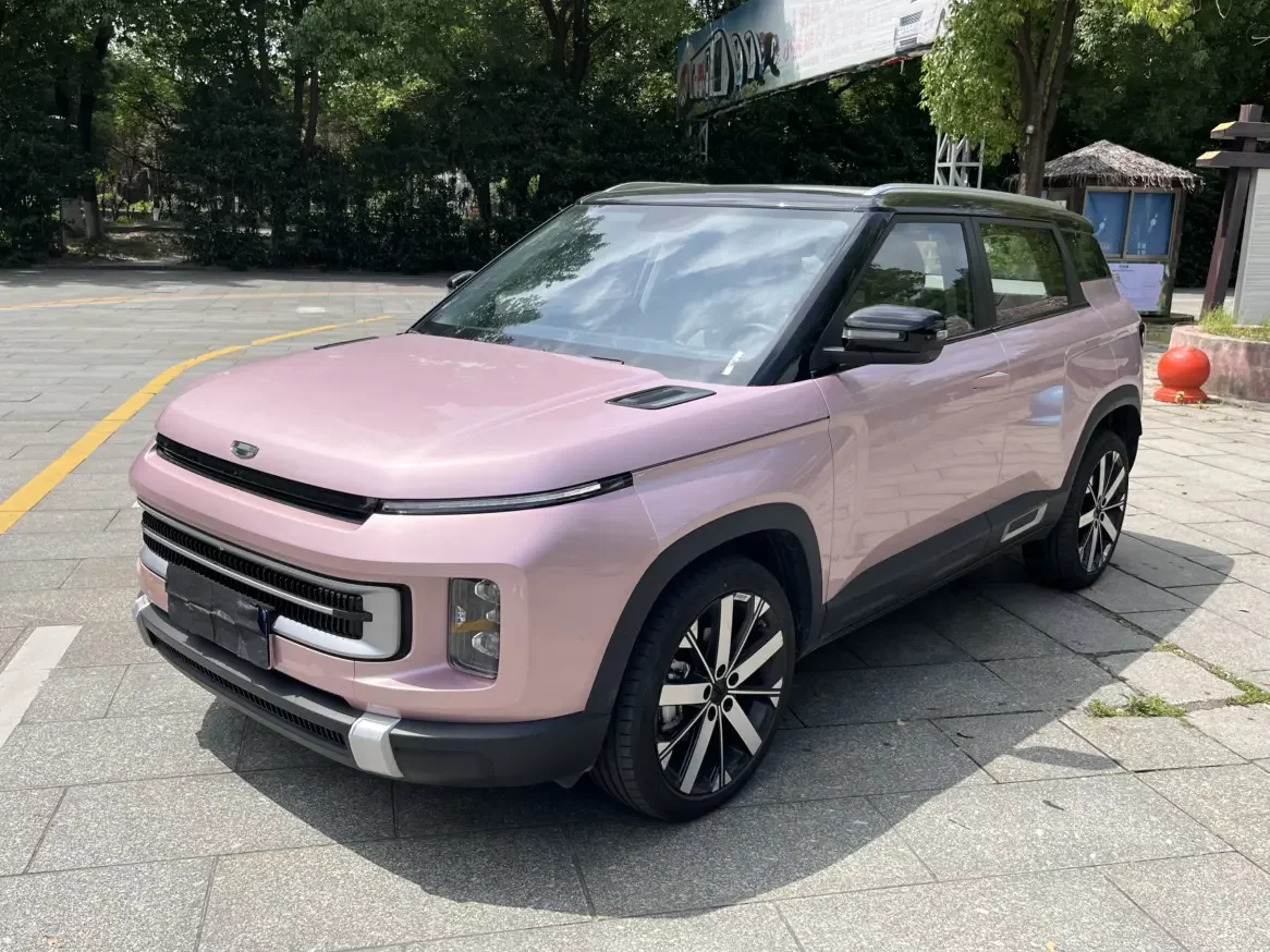 Geely ICON