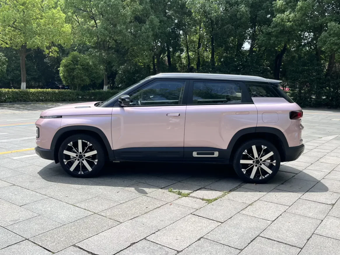 Geely ICON