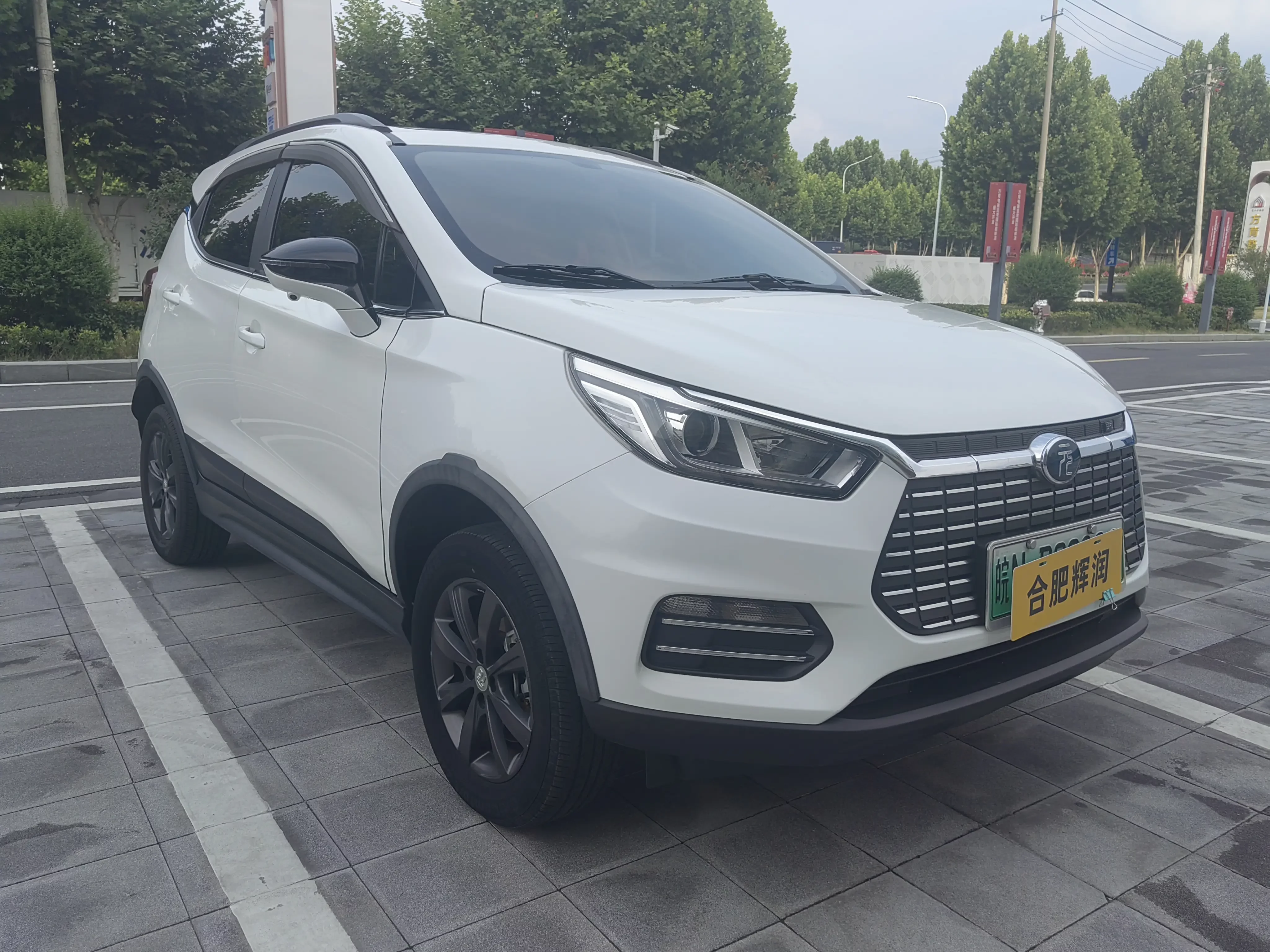BYD Yuan EV