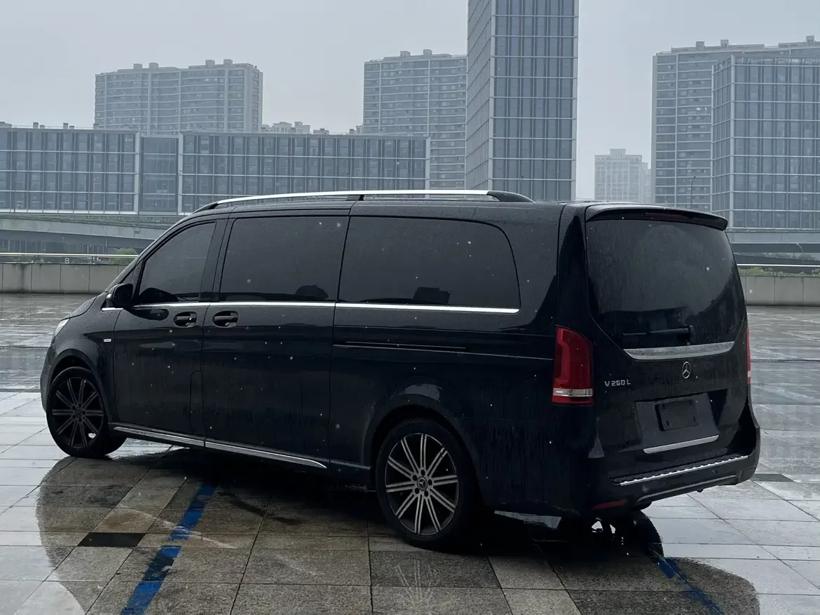 Mercedes-Benz V Class
