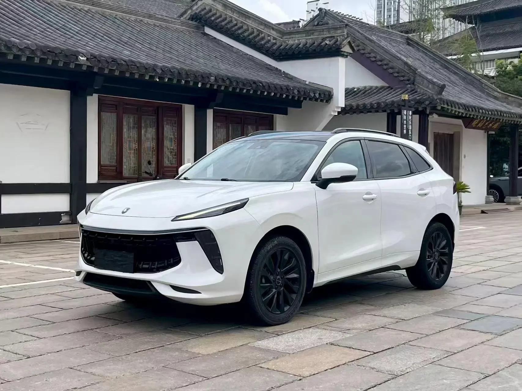 Forthing Fengxing T5 EVO